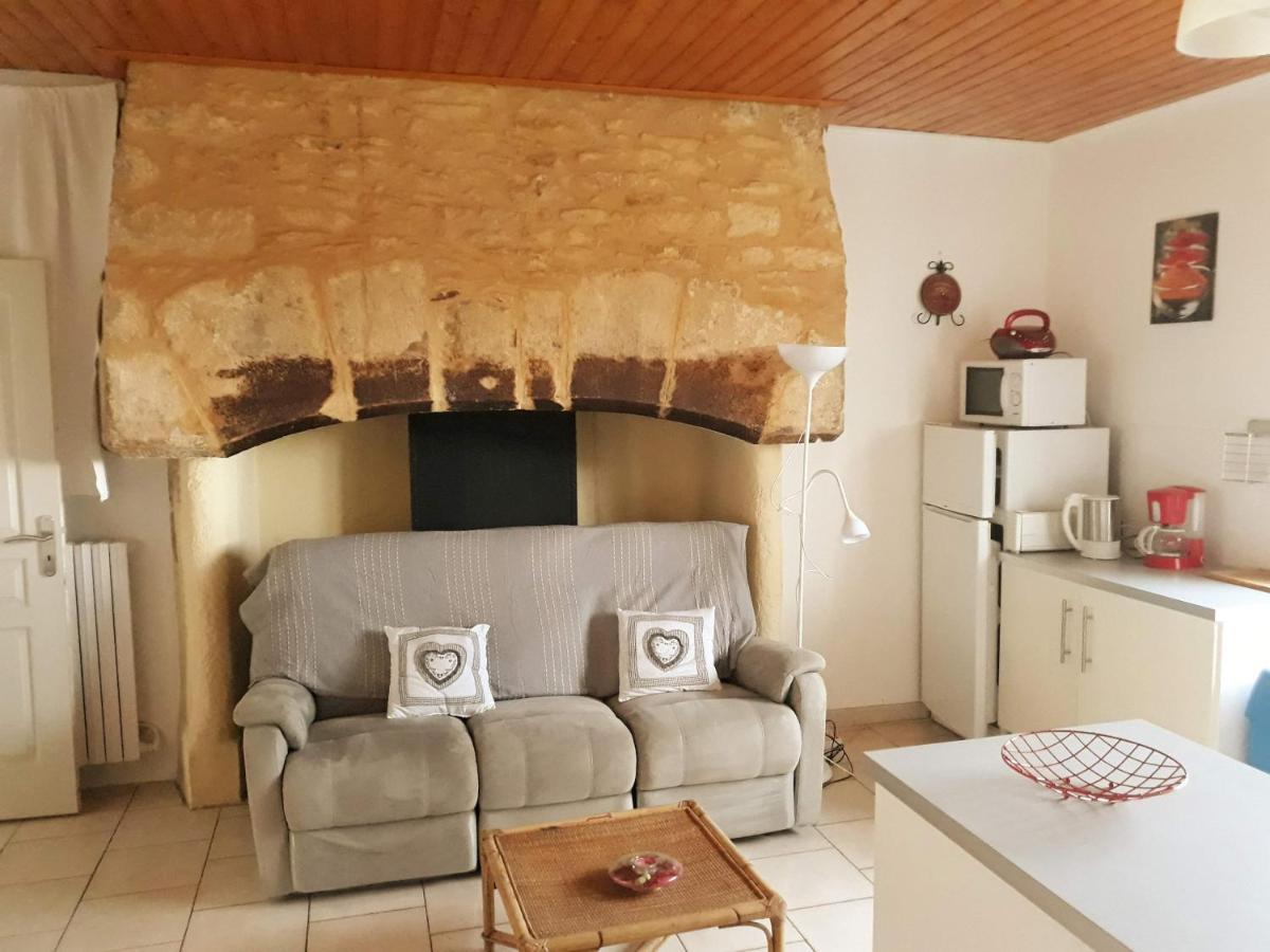 Gite Du Bouyssou Carsac-Aillac Exteriör bild